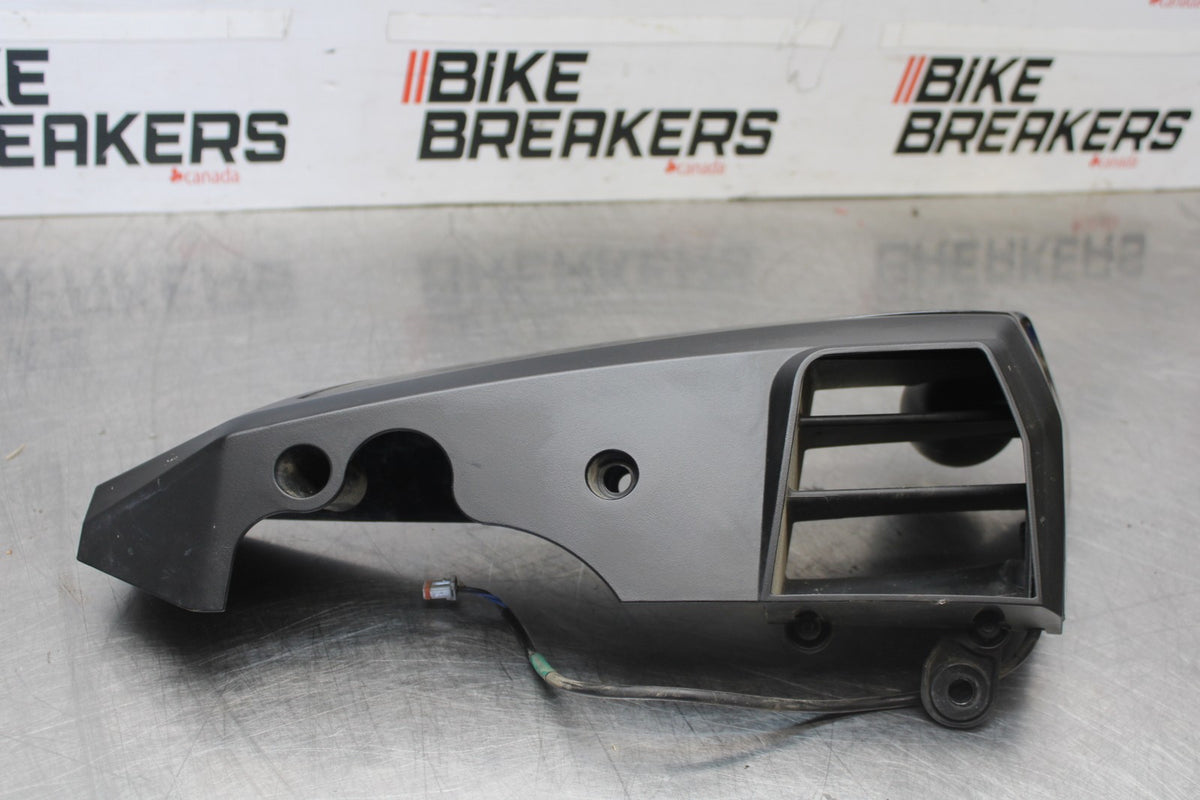 22 HARLEY-DAVIDSON PAN AMERICA 1250 LEFT MID SIDE FAIRING COWL & LIGHT BB9