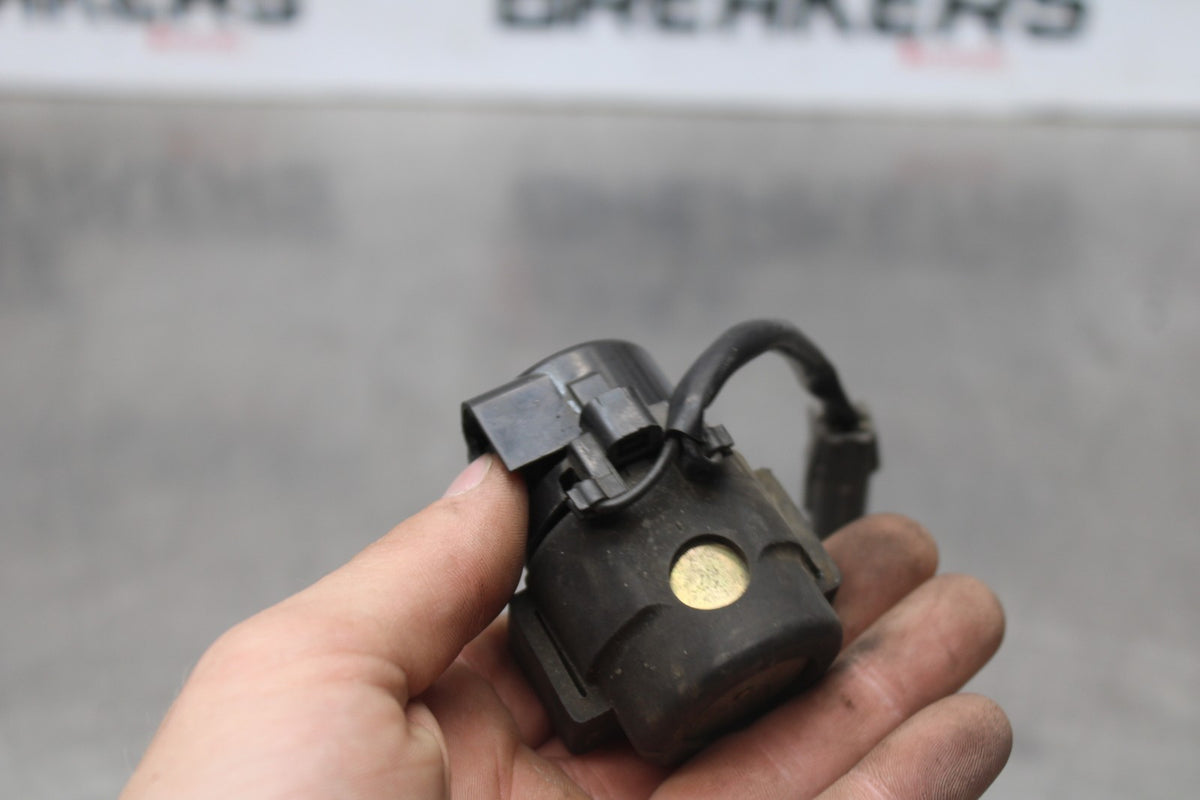 05 DUCATI SUPERSPORT 800 ENGINE STARTER RELAY STARTING MOTOR SWITCH BB913