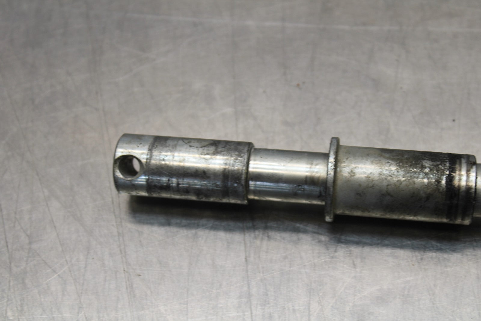 08 KAWASAKI VULCAN 900 FRONT WHEEL RIM AXLE PIVOT BOLT BB184