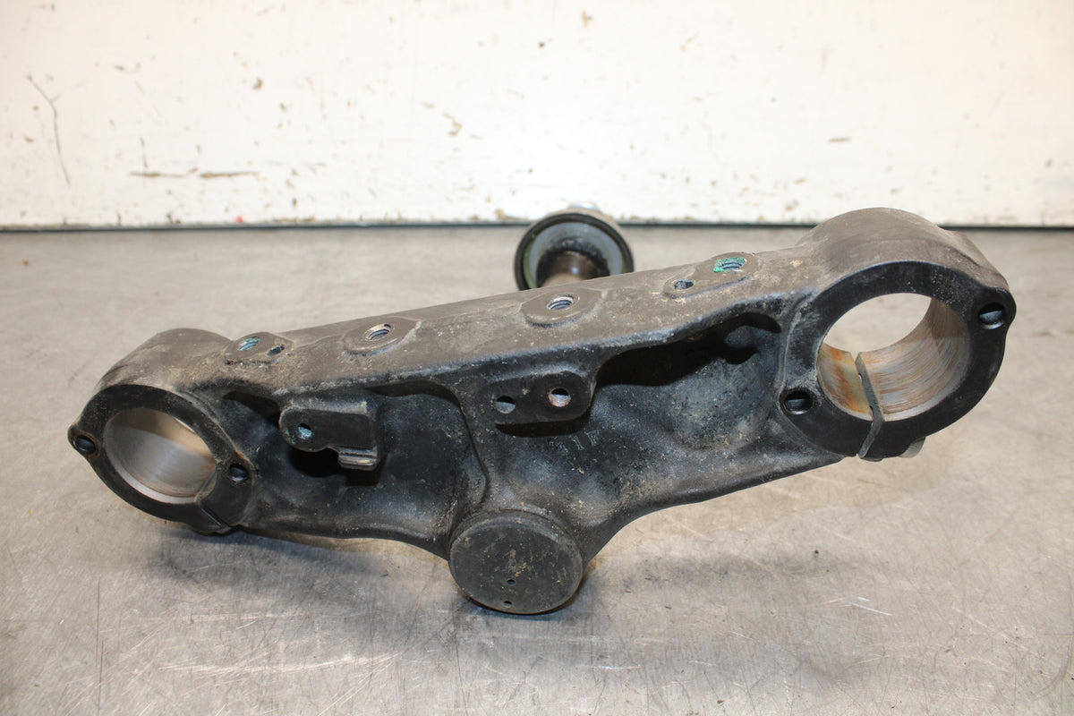 14-15 YAMAHA V STAR 1300 XVS1300CT TOURER FRONT FORK CLAMP LOWER TRIPLE BB722 