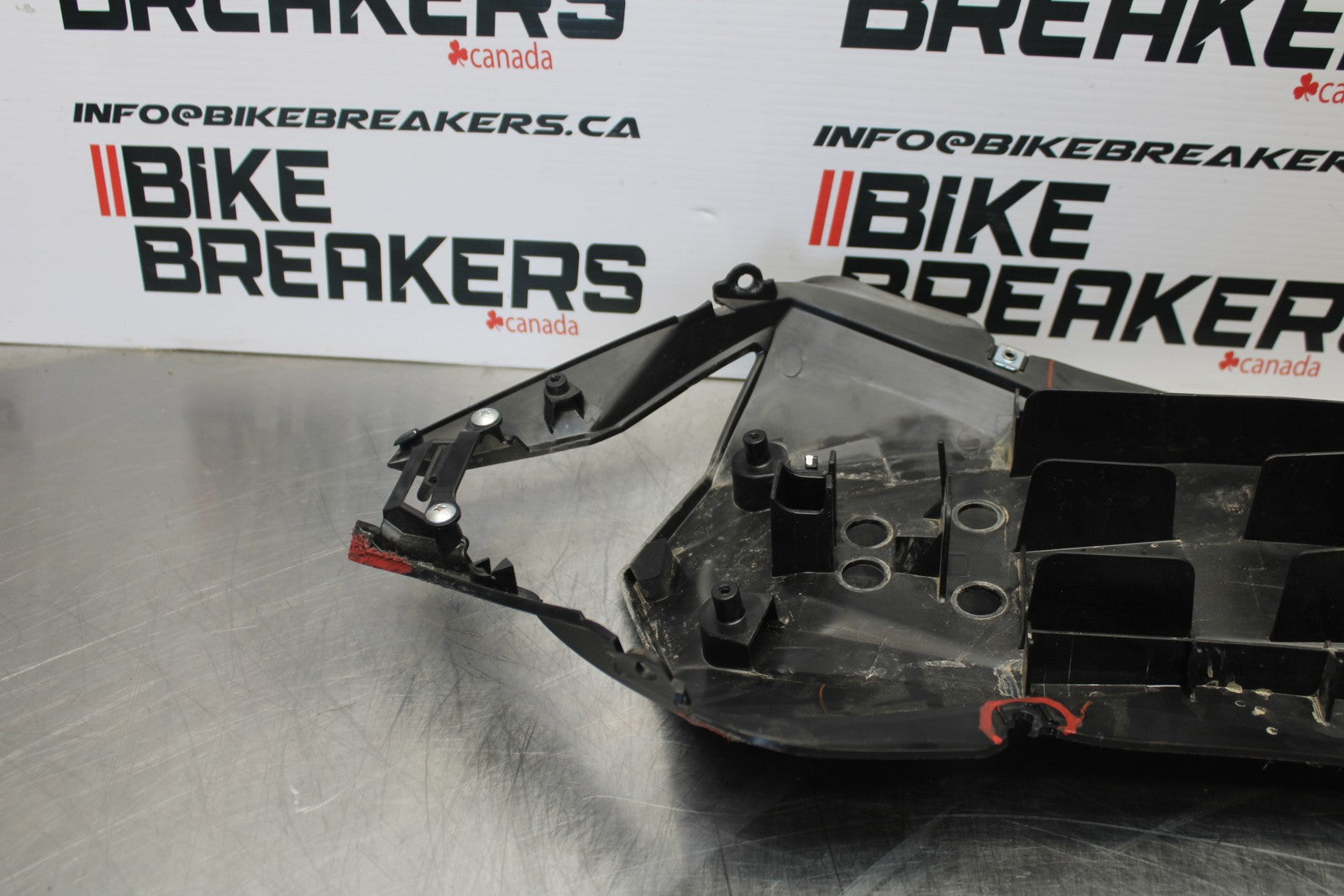 18-23 KAWASAKI NINJA 400 EX400 ABS REAR TAIL UNDERTAIL FAIRING COWL FENDER BB192