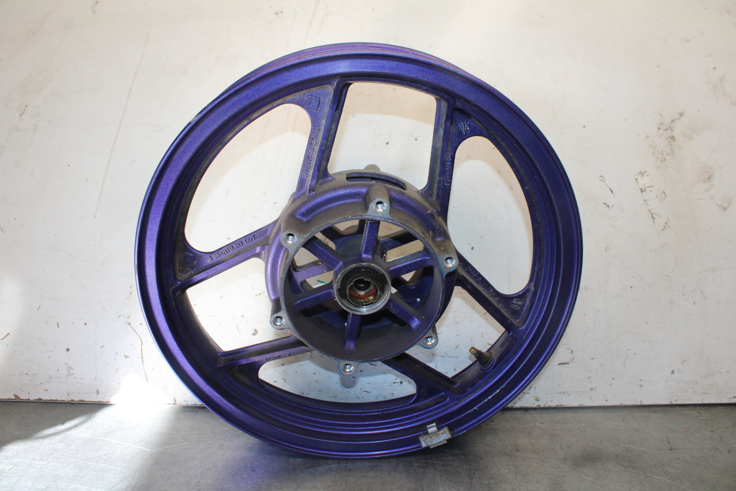 95-95 KAWASAKI NINJA 600R ZX600C FRONT WHEEL FRONT RIM BB73