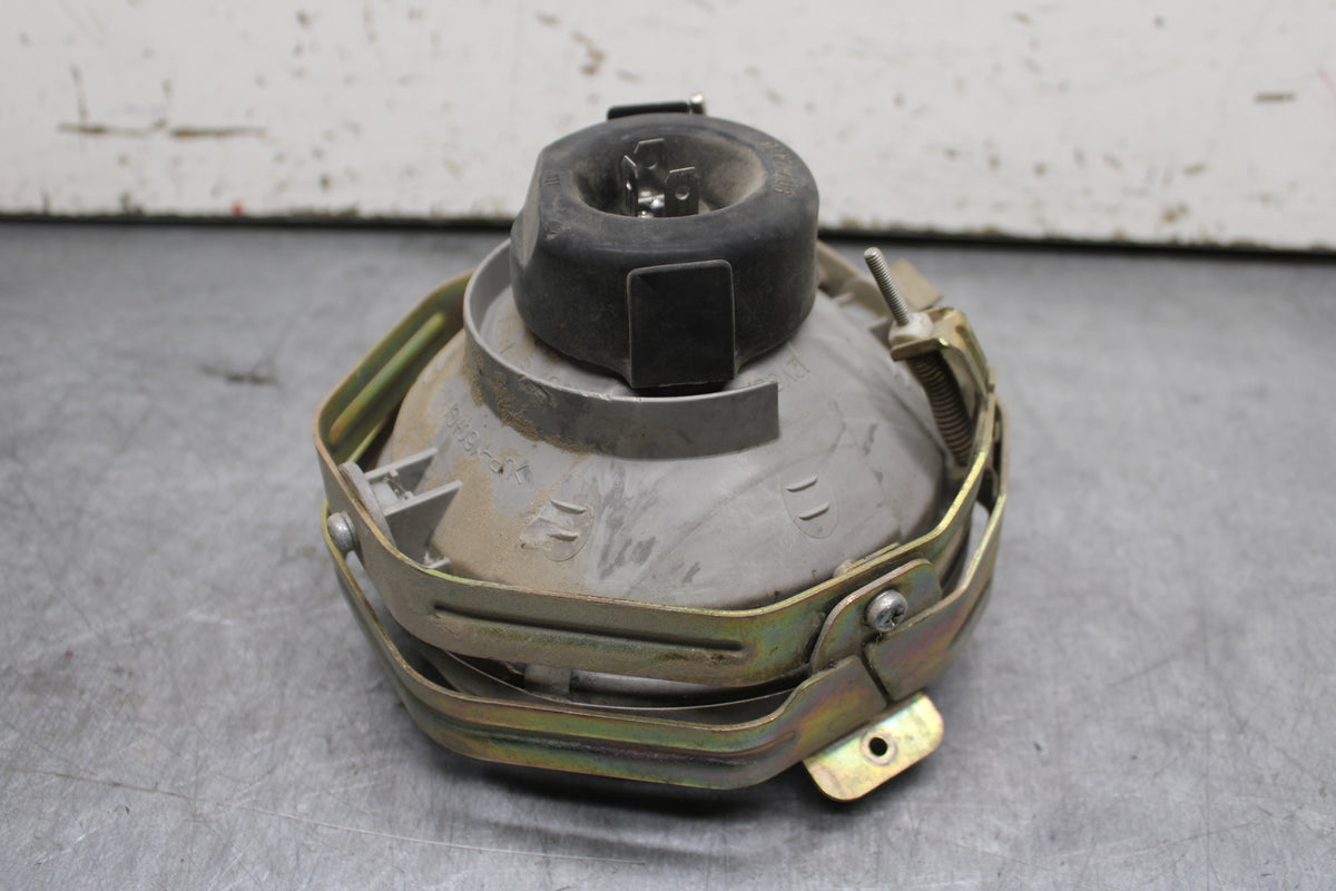 02-04 HONDA VTX1800S SINGLE HEADLIGHT HEAD LAMP LIGHT BB712
