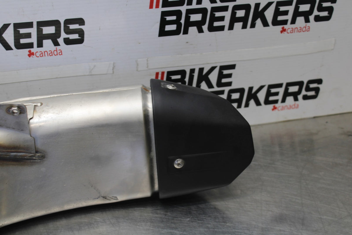 20-23 BMW F900R EXHAUST PIPE MUFFLER SLIP ON CAN SILENCER BB923