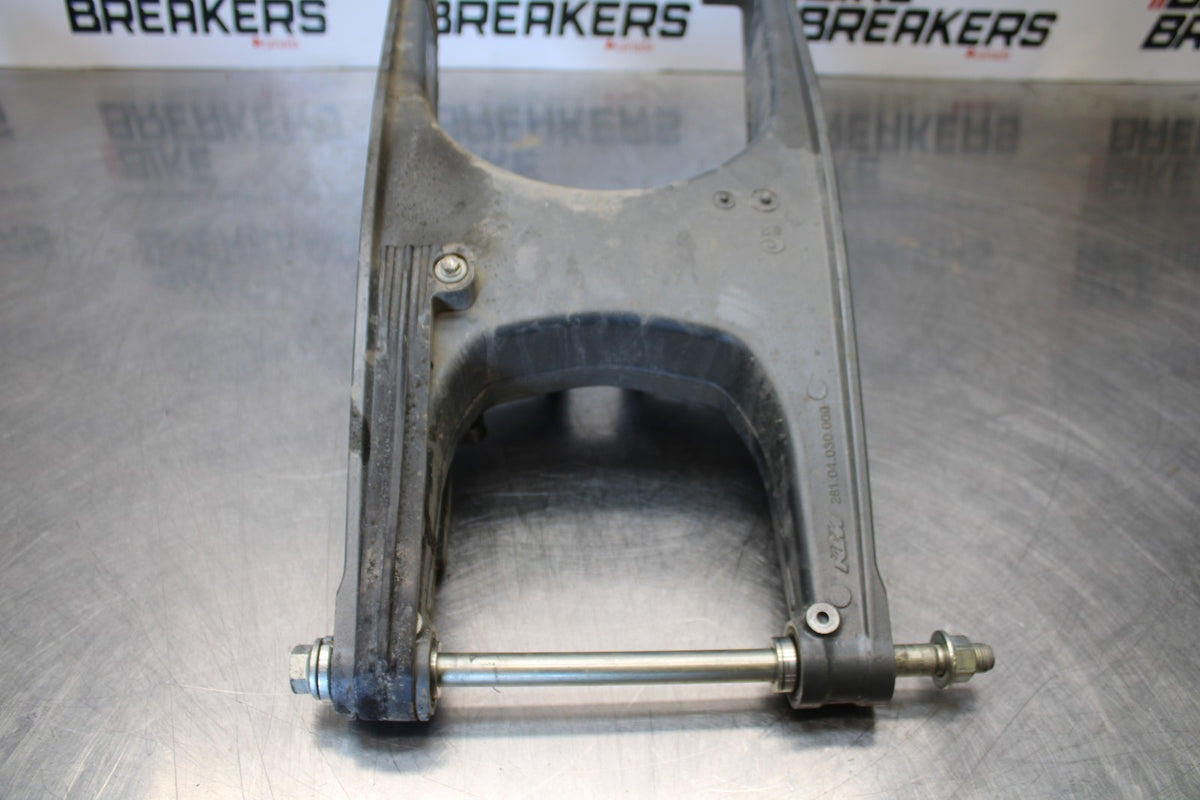 17-22 KTM 390 DUKE REAR SWINGARM BACK SUSPENSION SWING ARM BB180