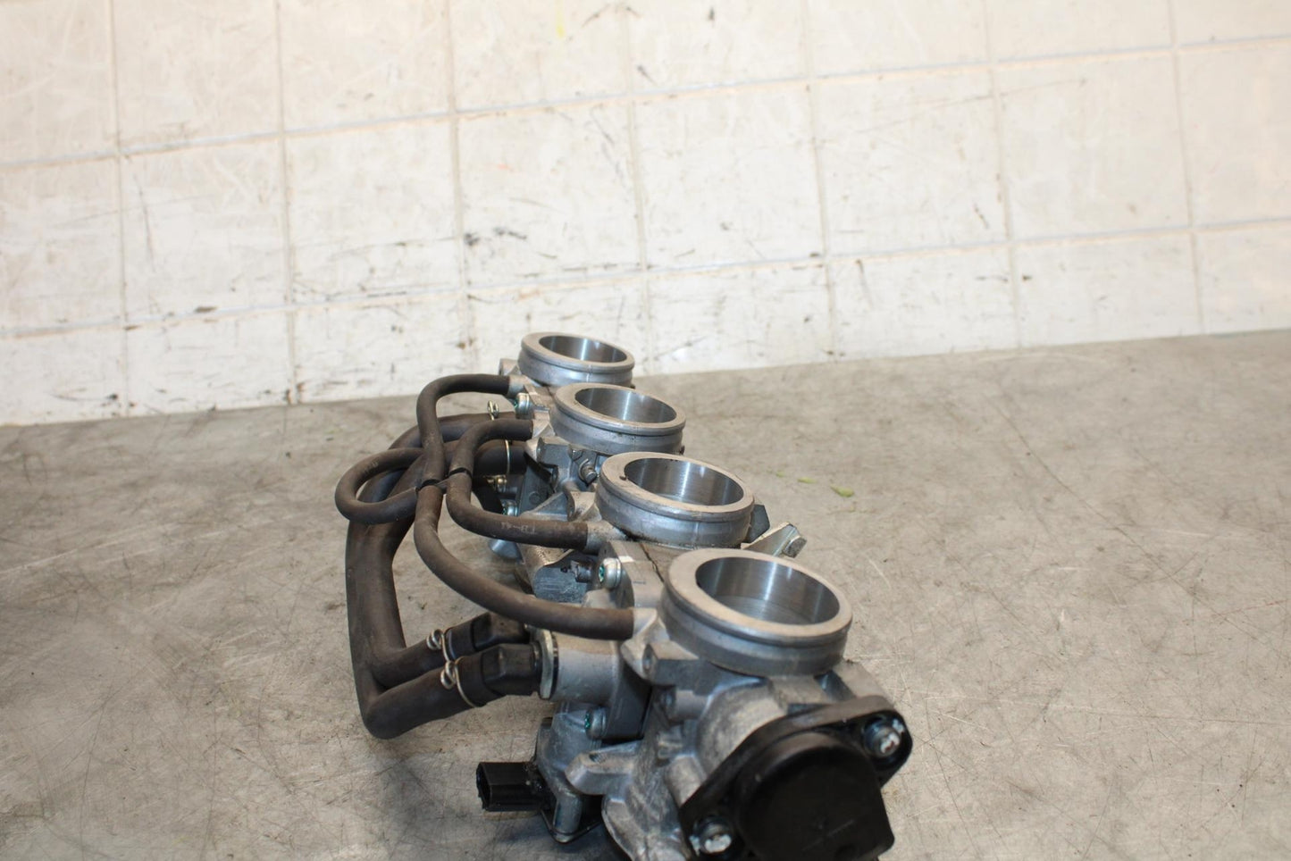 07-12 HONDA CBR600RR MAIN FUEL INJECTORS / THROTTLE BODIES 16401-MFJ-A01 BB542