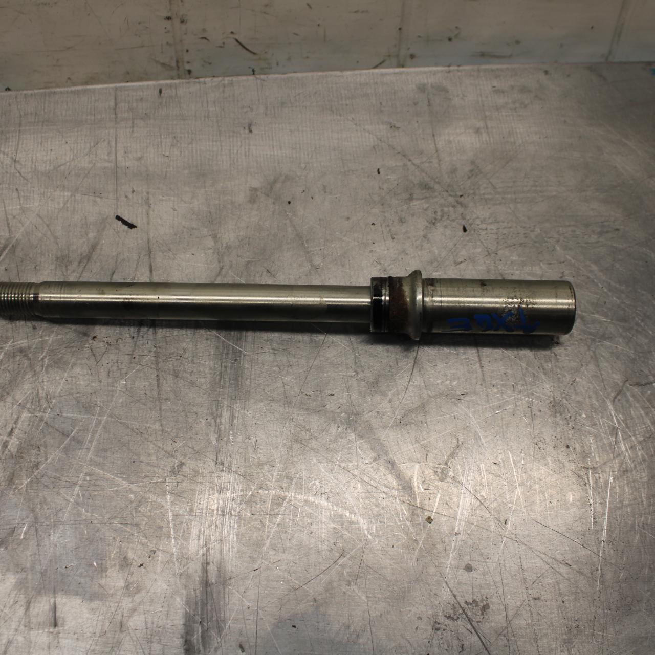 17-23 SUZUKI GSXR 250 GSX250RL8 FRONT WHEEL RIM AXLE PIVOT BOLT BB490