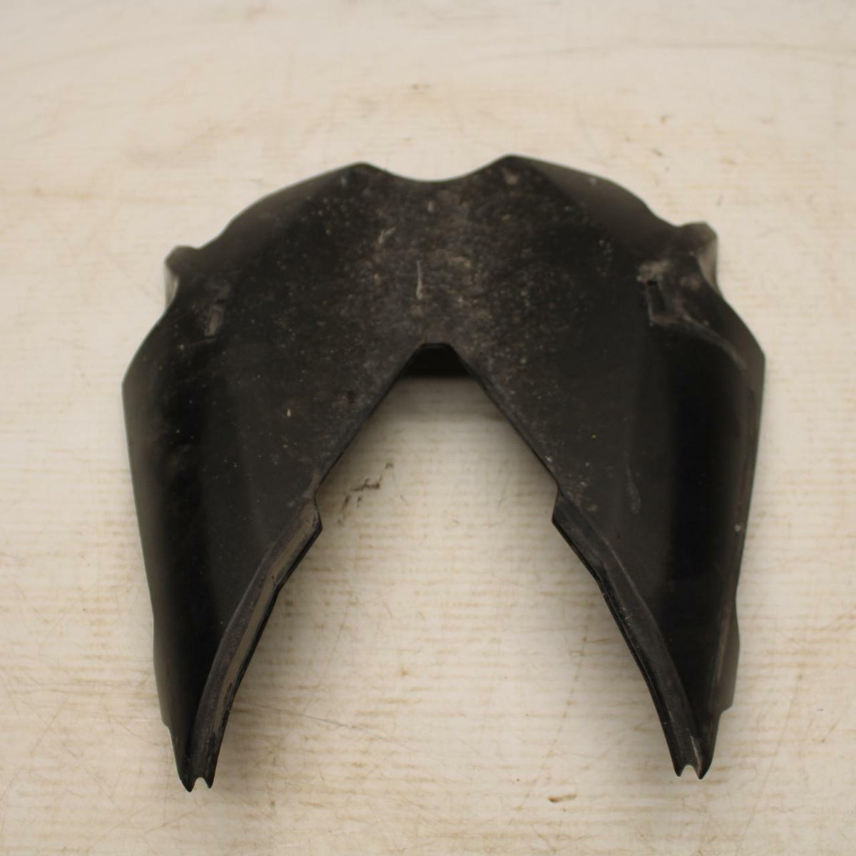 07-16 TRIUMPH STREET TRIPLE REAR BACK TAIL UNDERTAIL FAIRING COWL FENDER BB356