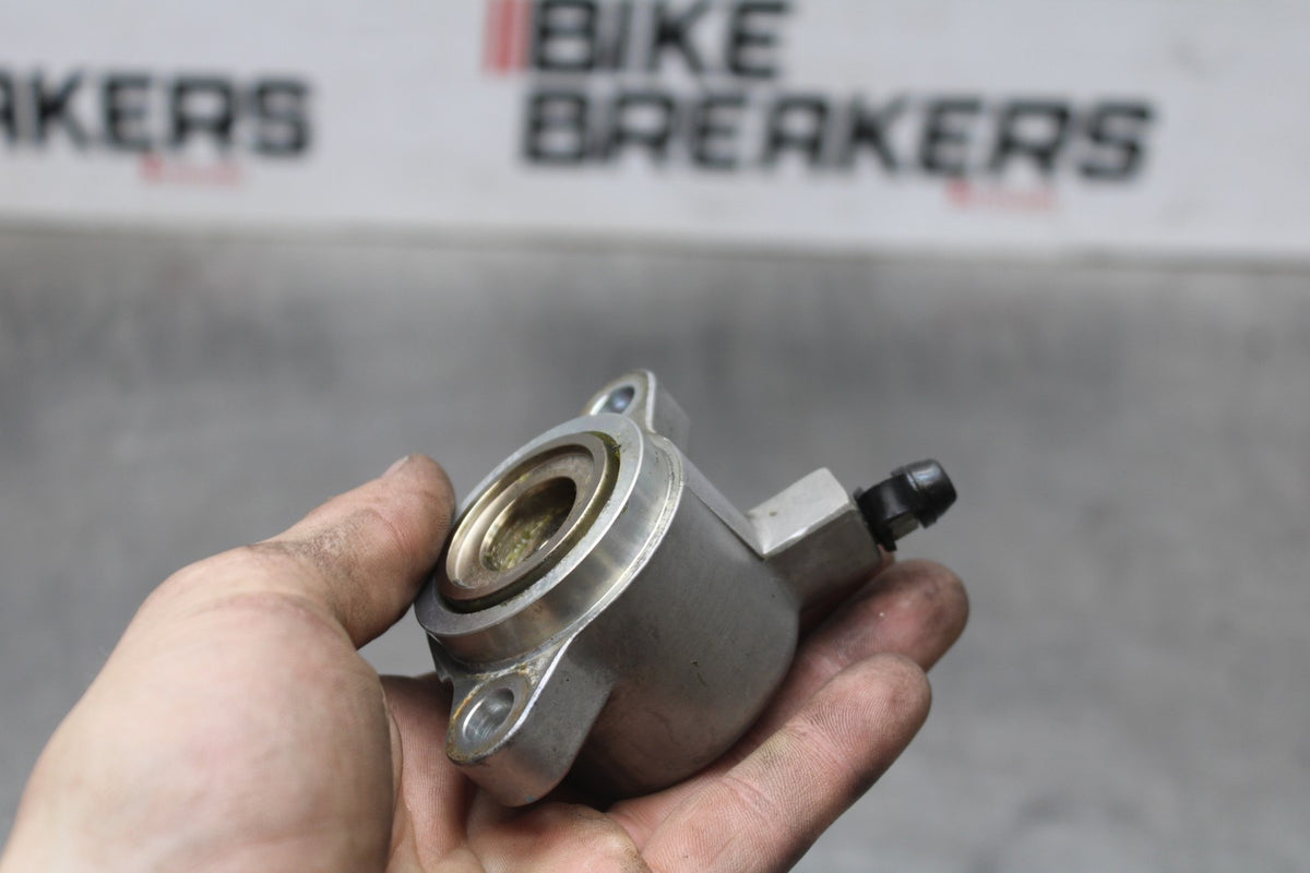05-09 SUZUKI BOULEVARD C90 CLUTCH SLAVE PISTON CYLINDER BB918