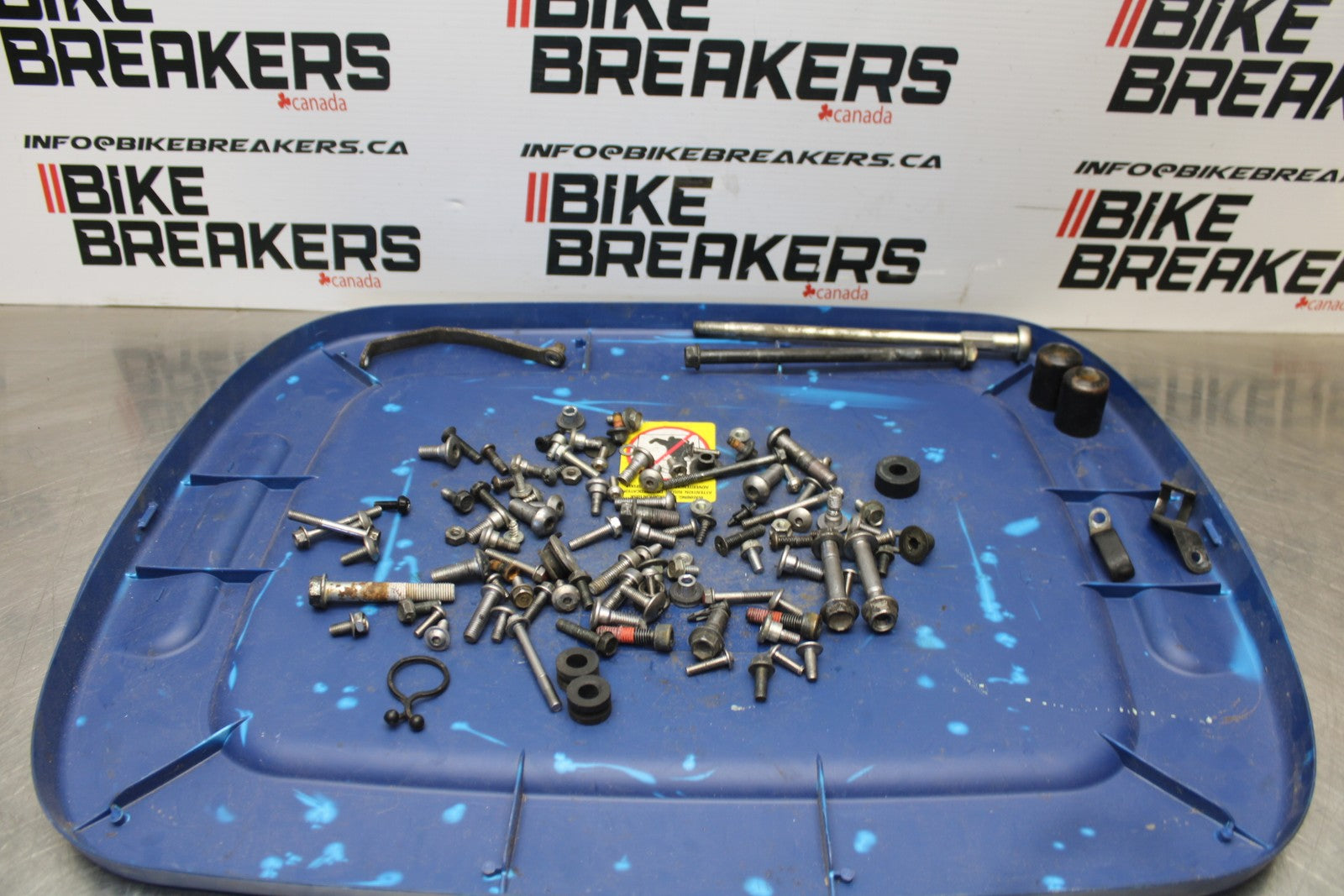 07-08 KAWASAKI NINJA ZX6R  MOUNTING BOLTS HARDWARE MOTOR SCREWS BB203
