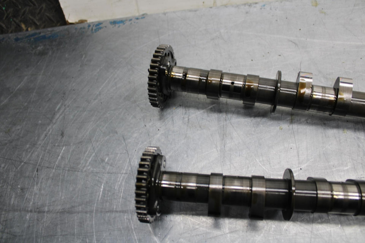 09-14 YAMAHA YZF R1 CAMSHAFT CAMS  14B-12170-01-00 14B-12180-01-00 BB471