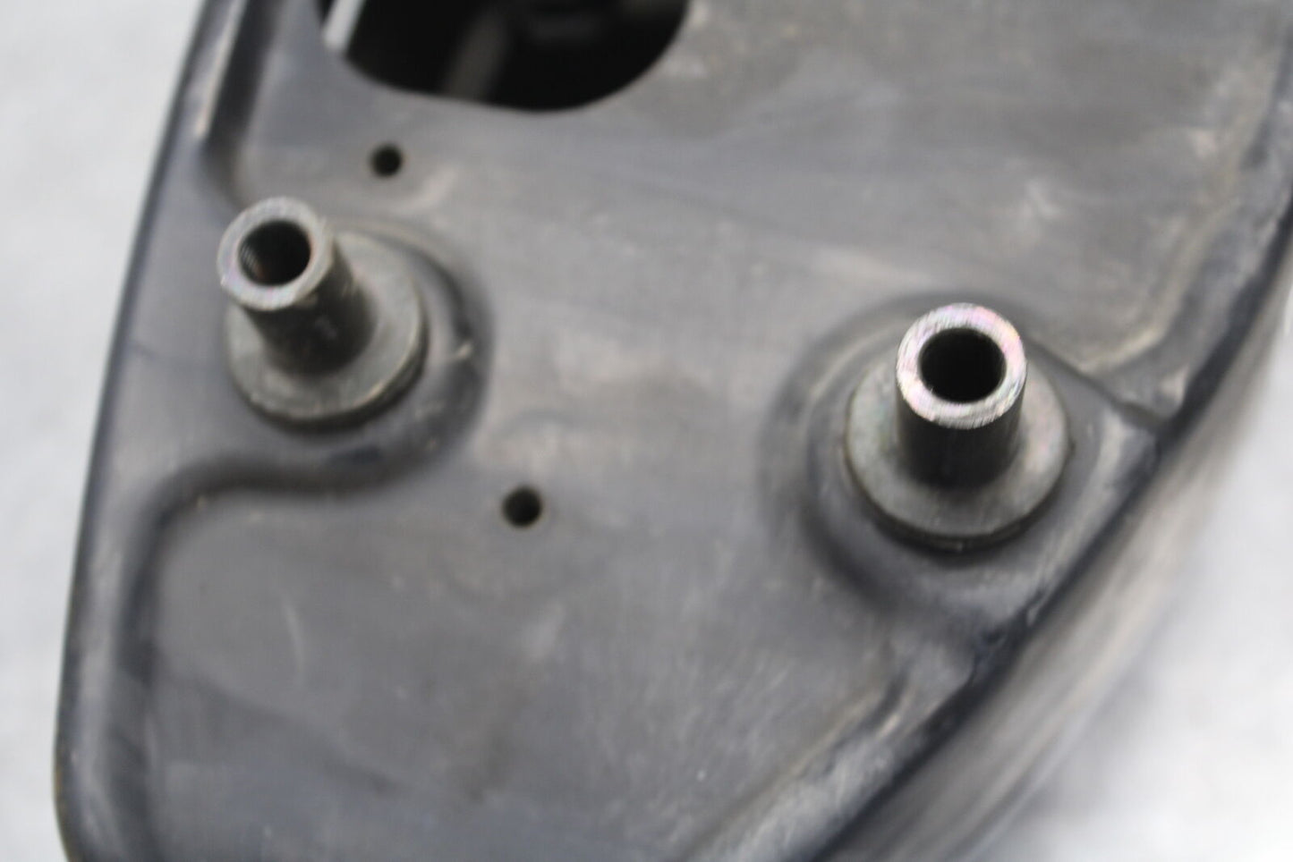 05-09 SUZUKI BOULEVARD C90 AIR CLEANER FILTER BOX BB692