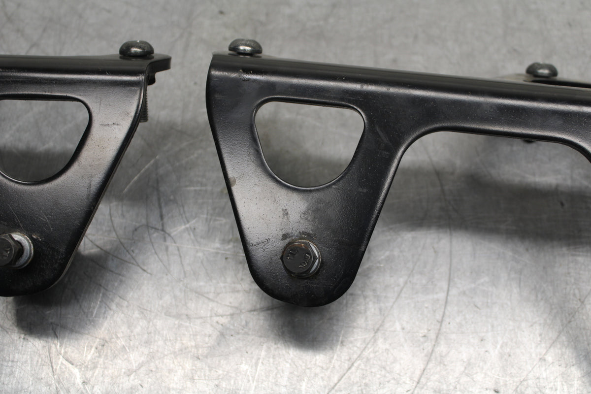 14 HONDA CTX1300A SADDLEBAG CASE MOUNTING BRACKET MOUNT BB732