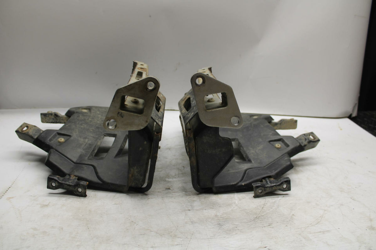 2005 Polaris Predator 500 LEFT RIGHT MUD SPLASH GUARDS FOOTWELLS BB269