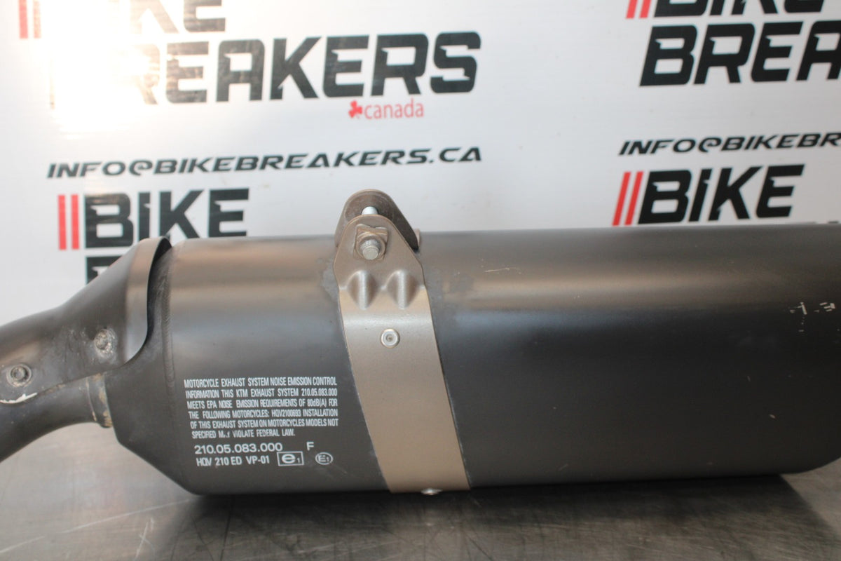 18-22 HUSQVARNA VITPILEN 701 EXHAUST PIPE MUFFLER SLIP ON CAN SILENCER BB198
