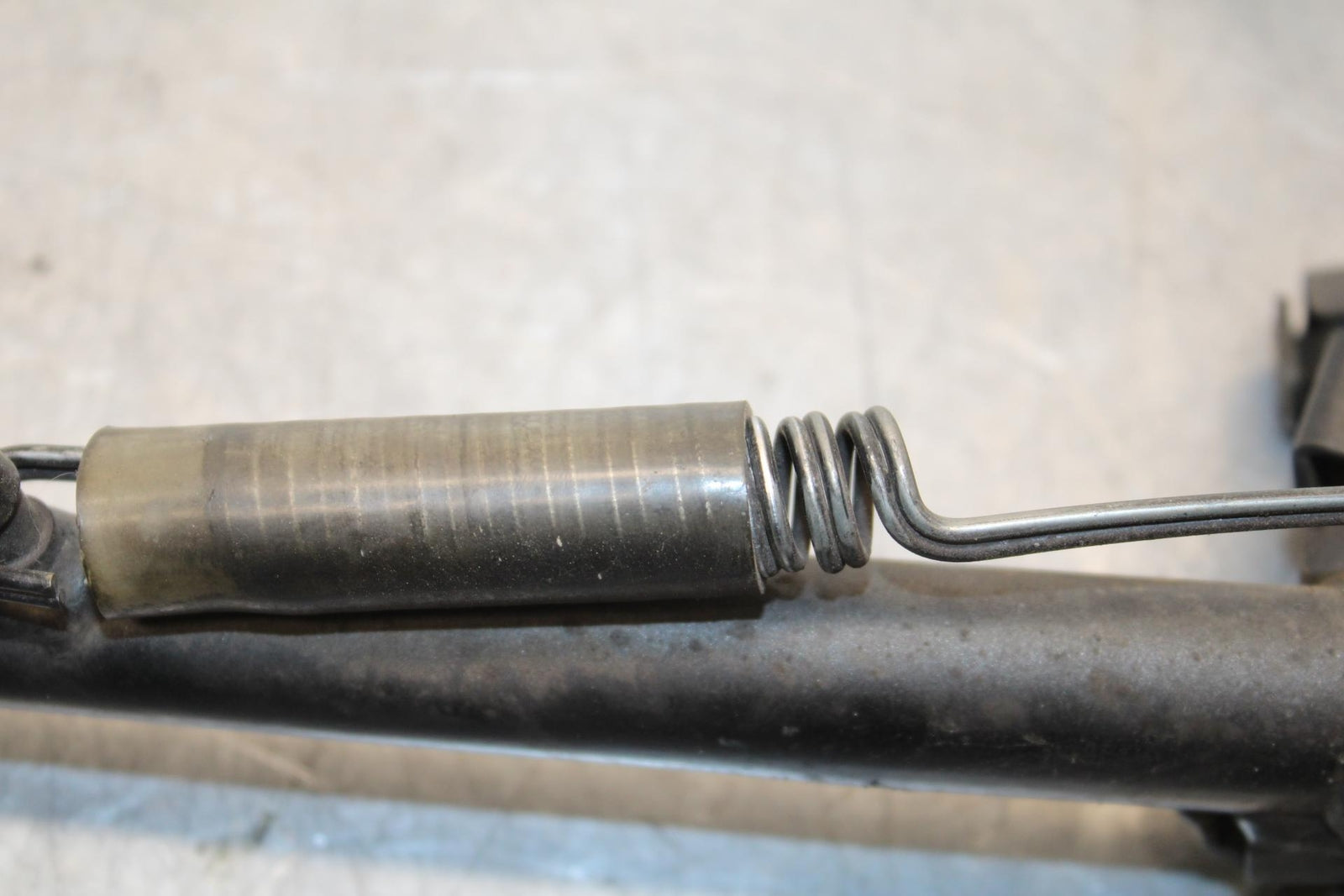 2011 Kawasaki Ninja ZX6R ZX600R KICKSTAND SIDE KICK STAND 32043-0059-18R BB587