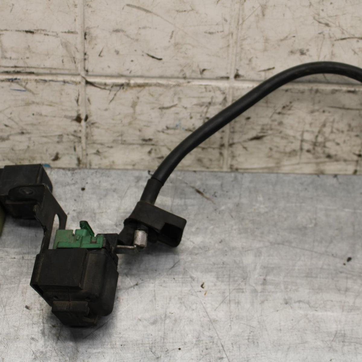 2007 Honda Shadow Spirit 1100 VT1100C ENGINE STARTER RELAY  SWITCH BB561