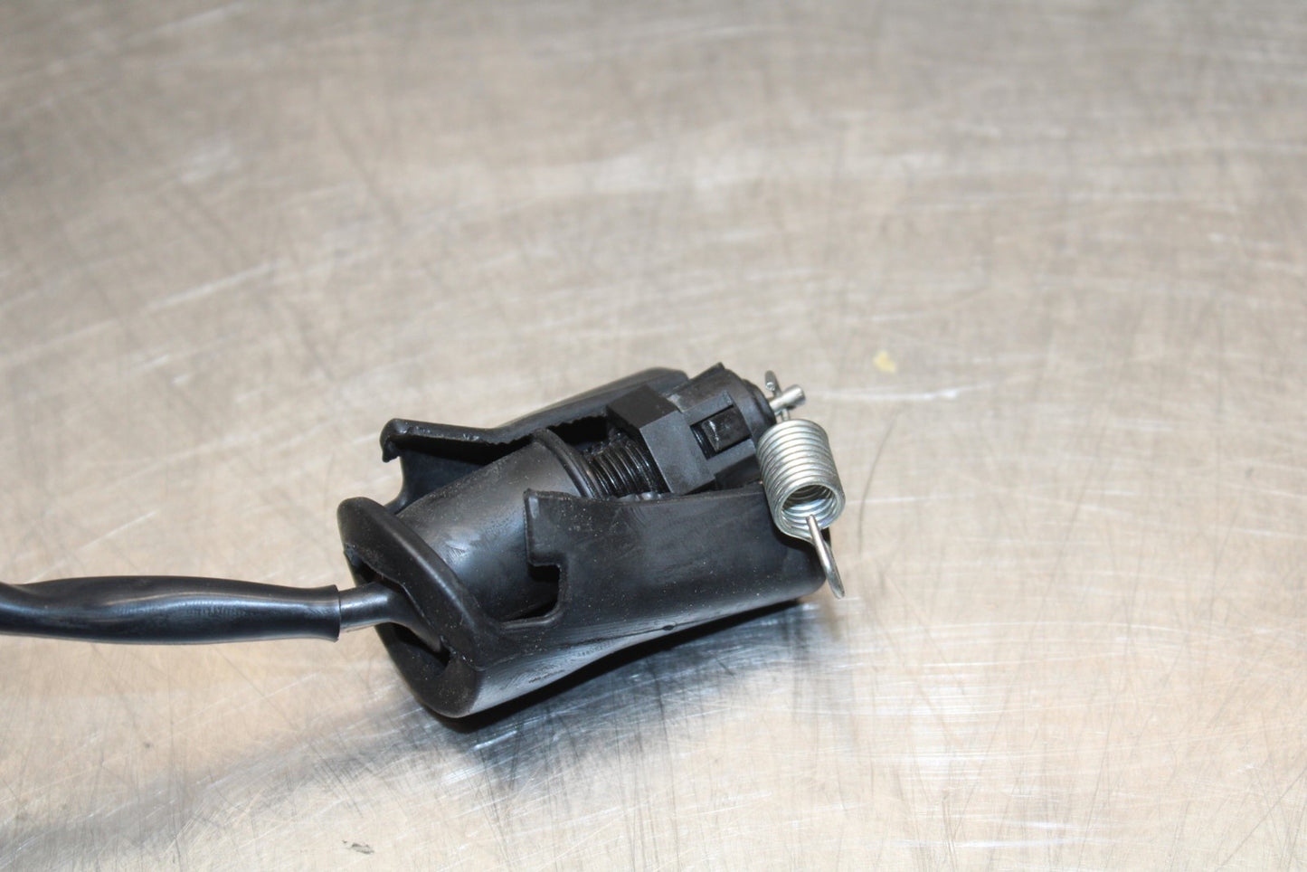 21-23 KAWASAKI NINJA ZX6R REAR BACK BRAKE SENSOR BB179