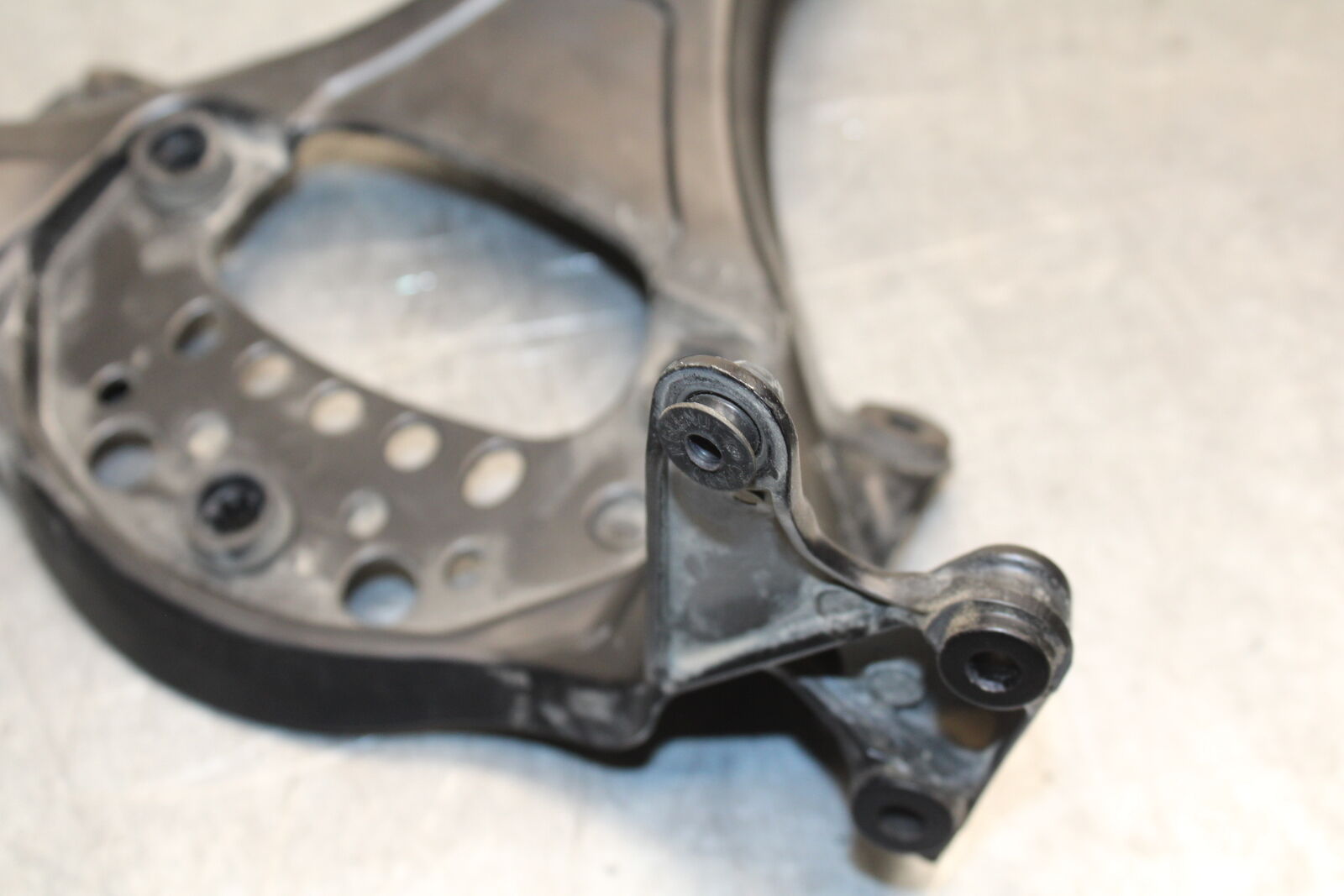 17-21 HONDA CBR1000RR SP UPPER FAIRING MIRROR GAUGES STAY BRACKET BB681