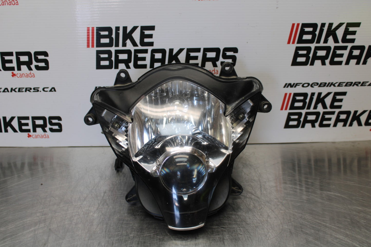 06-07 SUZUKI GSXR 600 FRONT HEADLIGHT HEAD LIGHT LAMP BB170