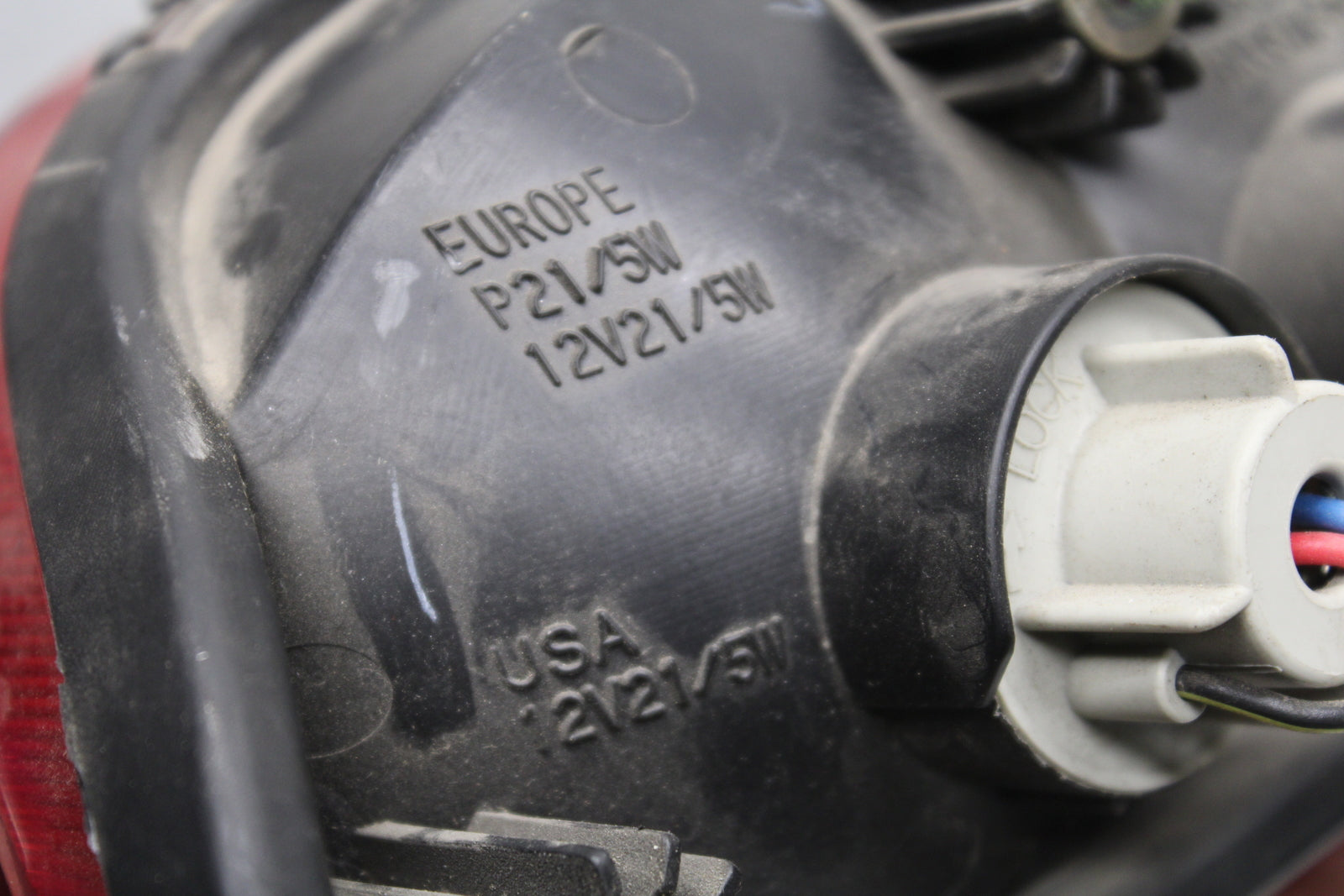 03 KAWASAKI ZX12R  REAR TAIL TAILLIGHT BACK BRAKE LIGHT BB472