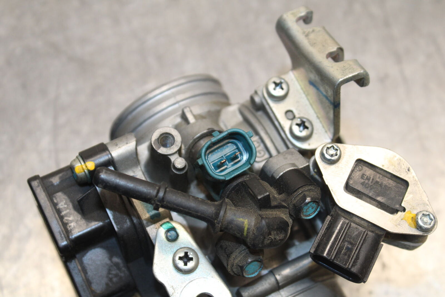 15-19 HONDA CBR300R MAIN FUEL INJECTORS / THROTTLE BODIES  BB112