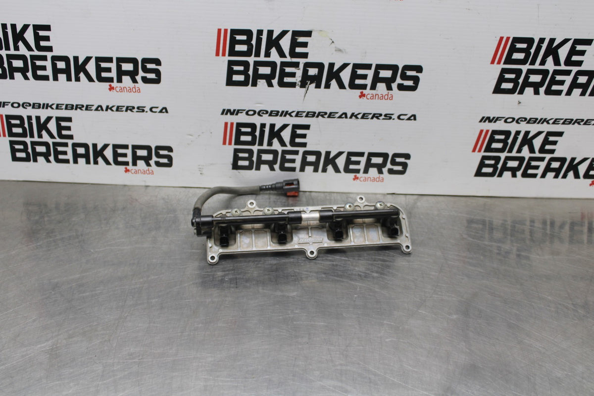 07-08 KAWASAKI NINJA ZX6R SECONDARY FUEL INJECTORS TOP AIRBOX GAS RAIL BB855