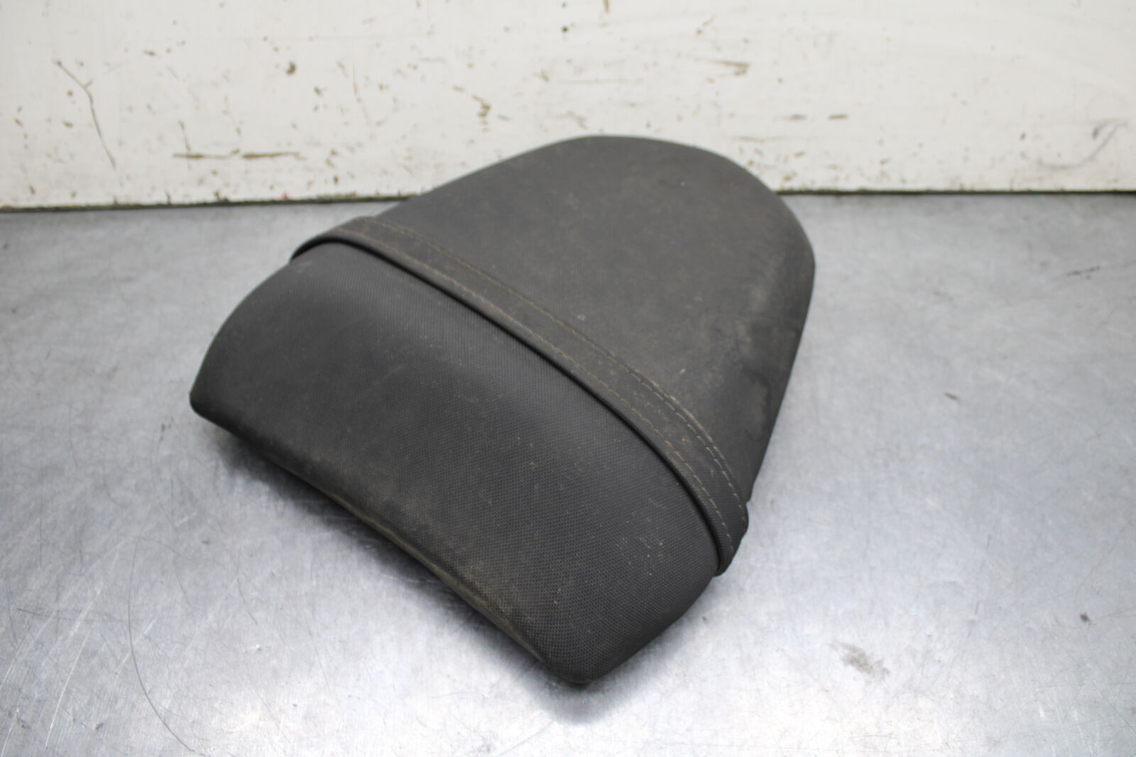 14-15 KAWASAKI NINJA 650 EX650F ABS REAR PASSENGER TANDEM SEAT PAD SADDLE BB741