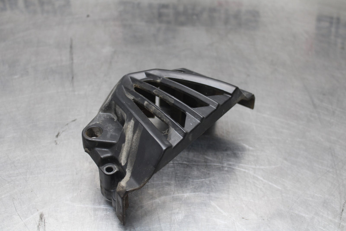 09 KAWASAKI NINJA 250R ENGINE SPROCKET COVER BB824