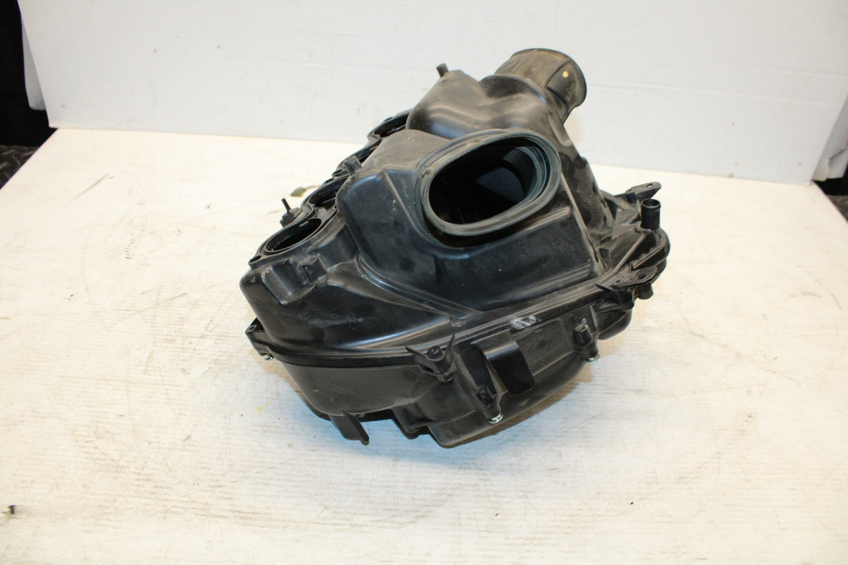 05-06 HONDA CBR600RR AIRBOX AIR INTAKE FILTER BOX BB307