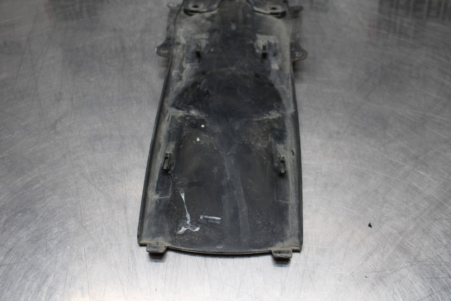06-07 SUZUKI GSXR 600 REAR BACK TAIL UNDERTAIL FAIRING COWL FENDER BB178