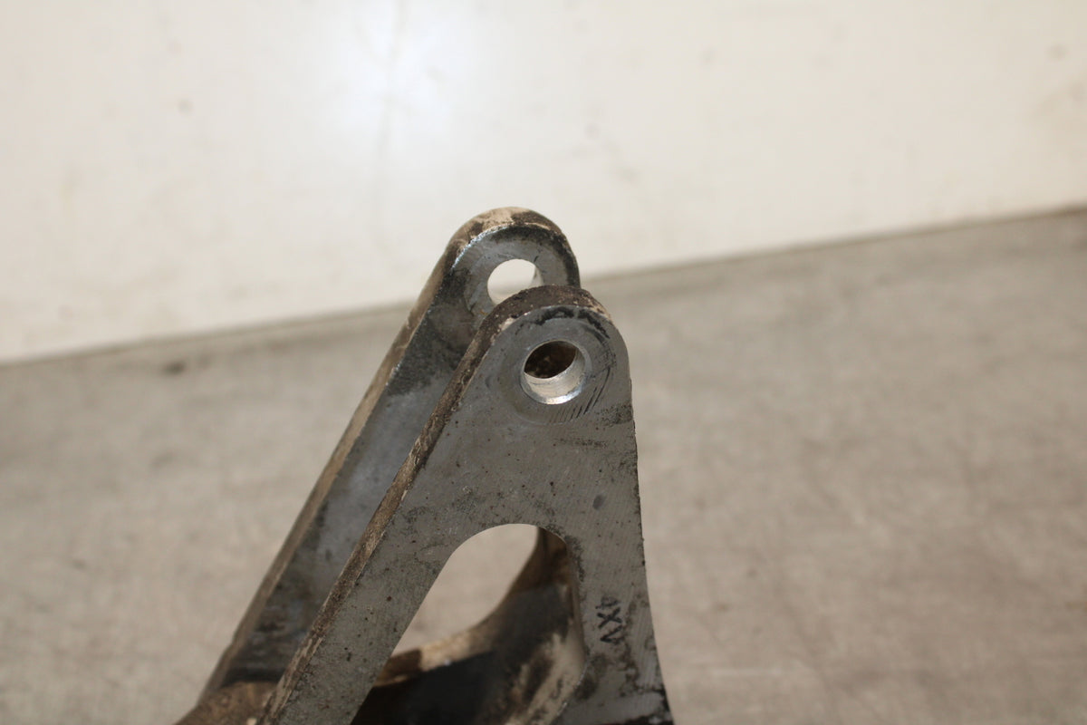 00-01 YAMAHA YZF R1 REAR DOGBONE SHOCK LINKAGE LINK BB755