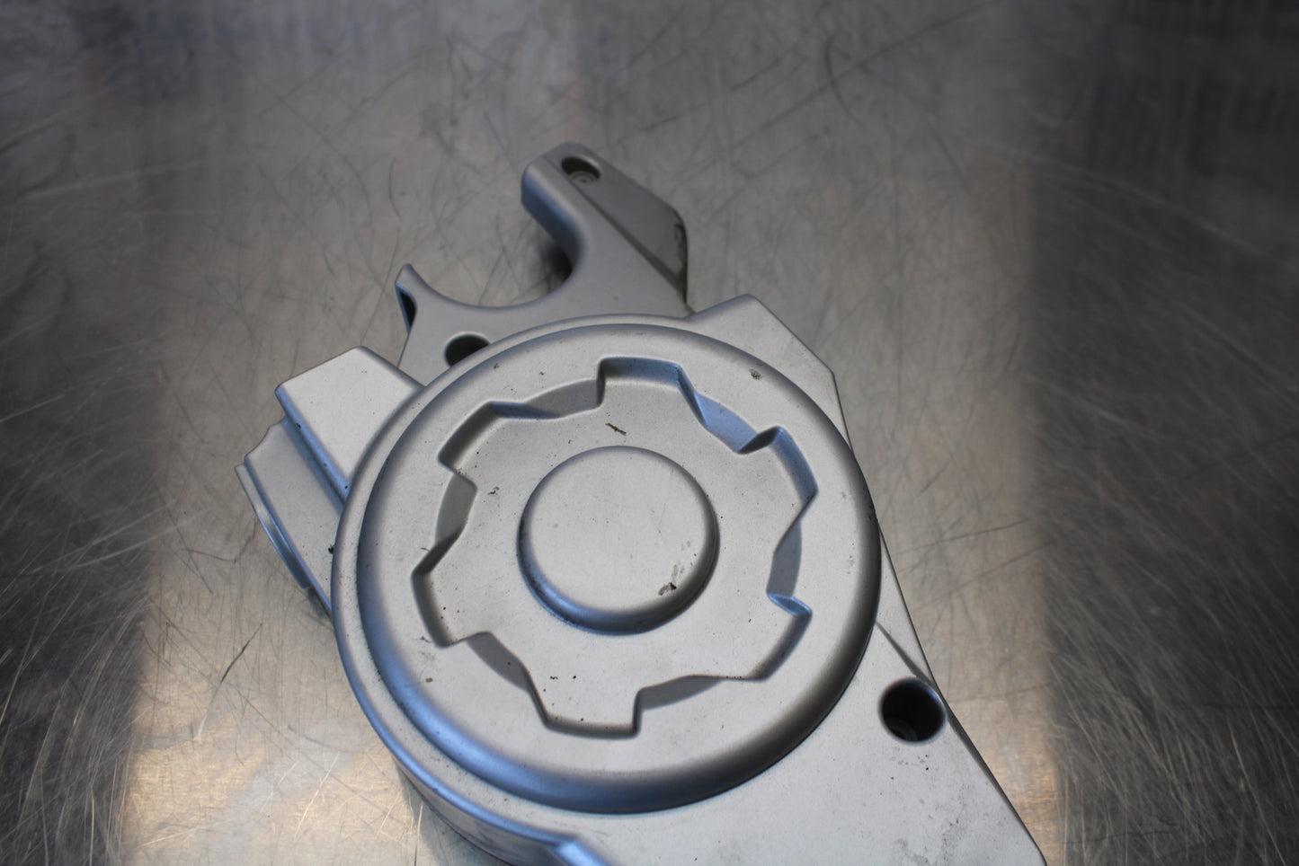 06-12 BMW F800ST ENGINE SPROCKET COVER BB144