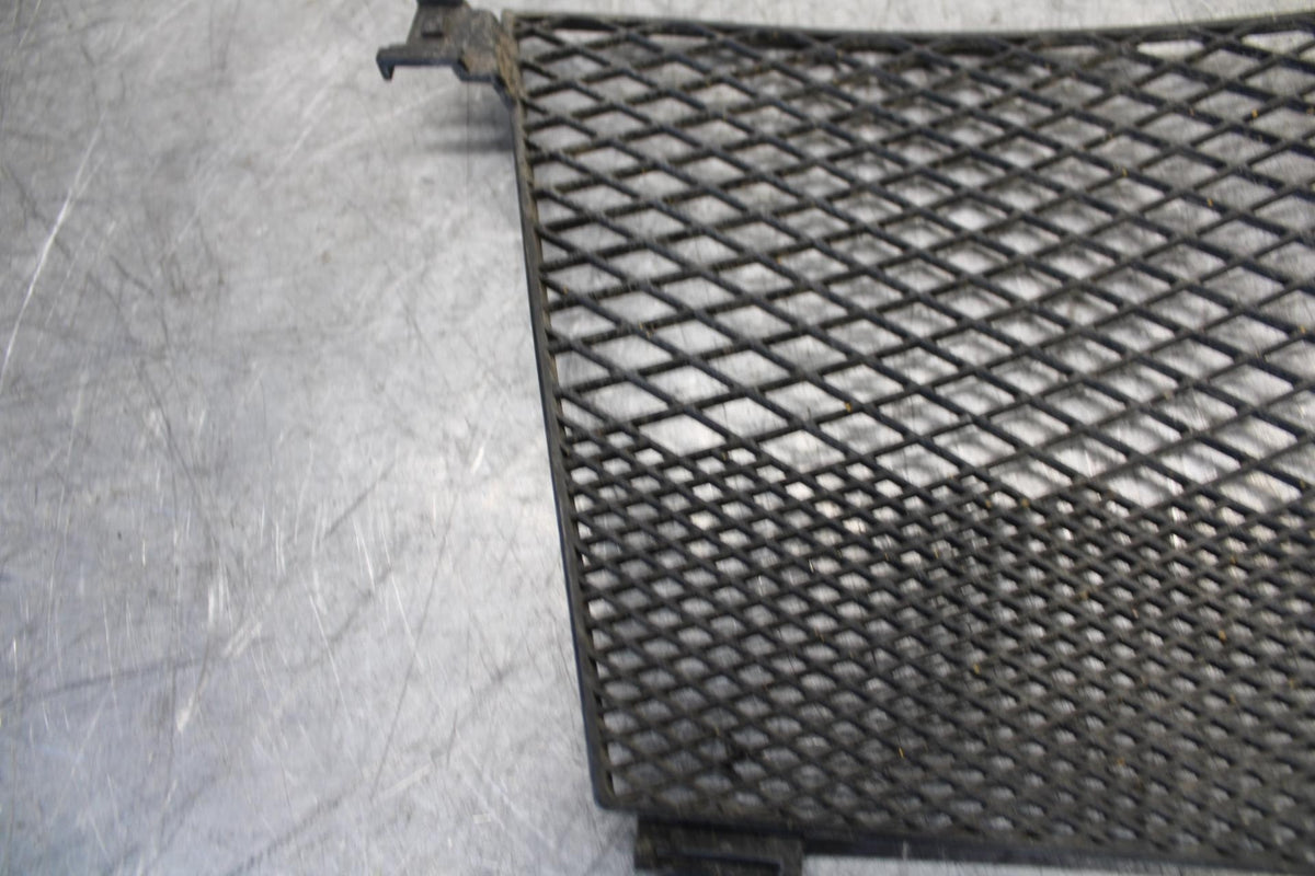 2005 Honda CBR1000RR OIL COOLER GRILL GUARD BB528
