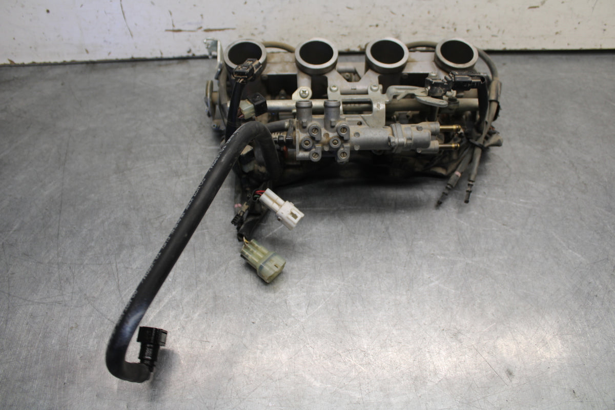 09-15 YAMAHA FZ6R MAIN FUEL INJECTORS / THROTTLE BODIES 20S-13750-00-00 BB686