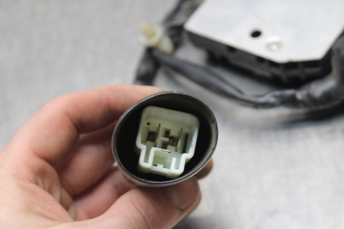 06-07 HONDA CBR1000RR RECTIFIER VOLTAGE REGULATOR BB166