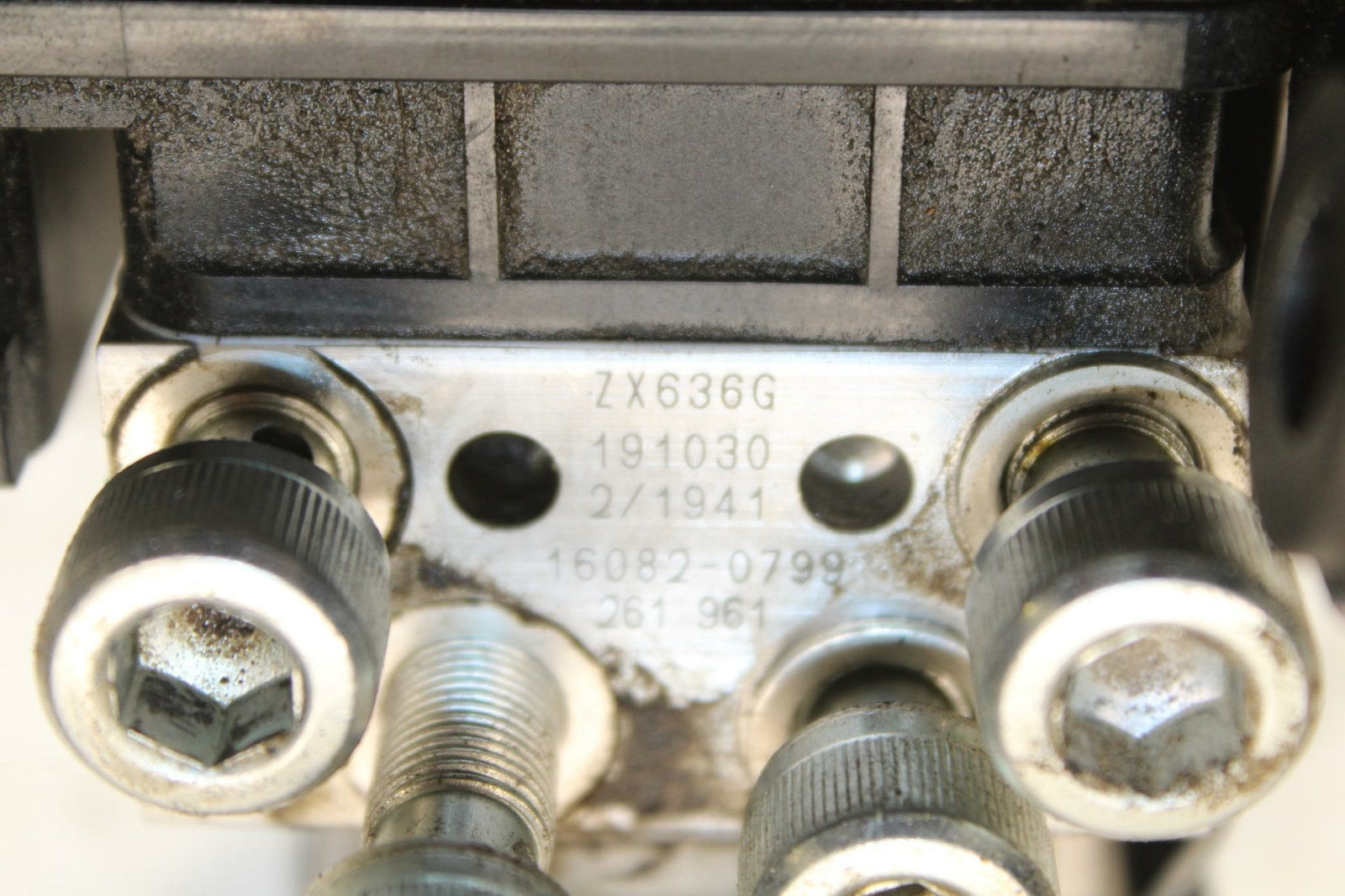 19-20 KAWASAKI NINJA ZX6R ABS PUMP UNIT MODULE BB407