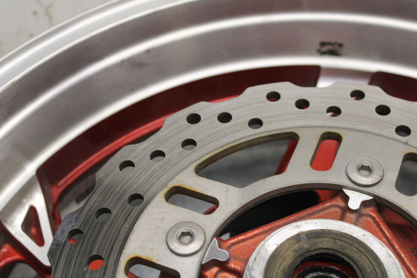 12-13 KAWASAKI Z1000 REAR WHEEL BACK RIM BB743