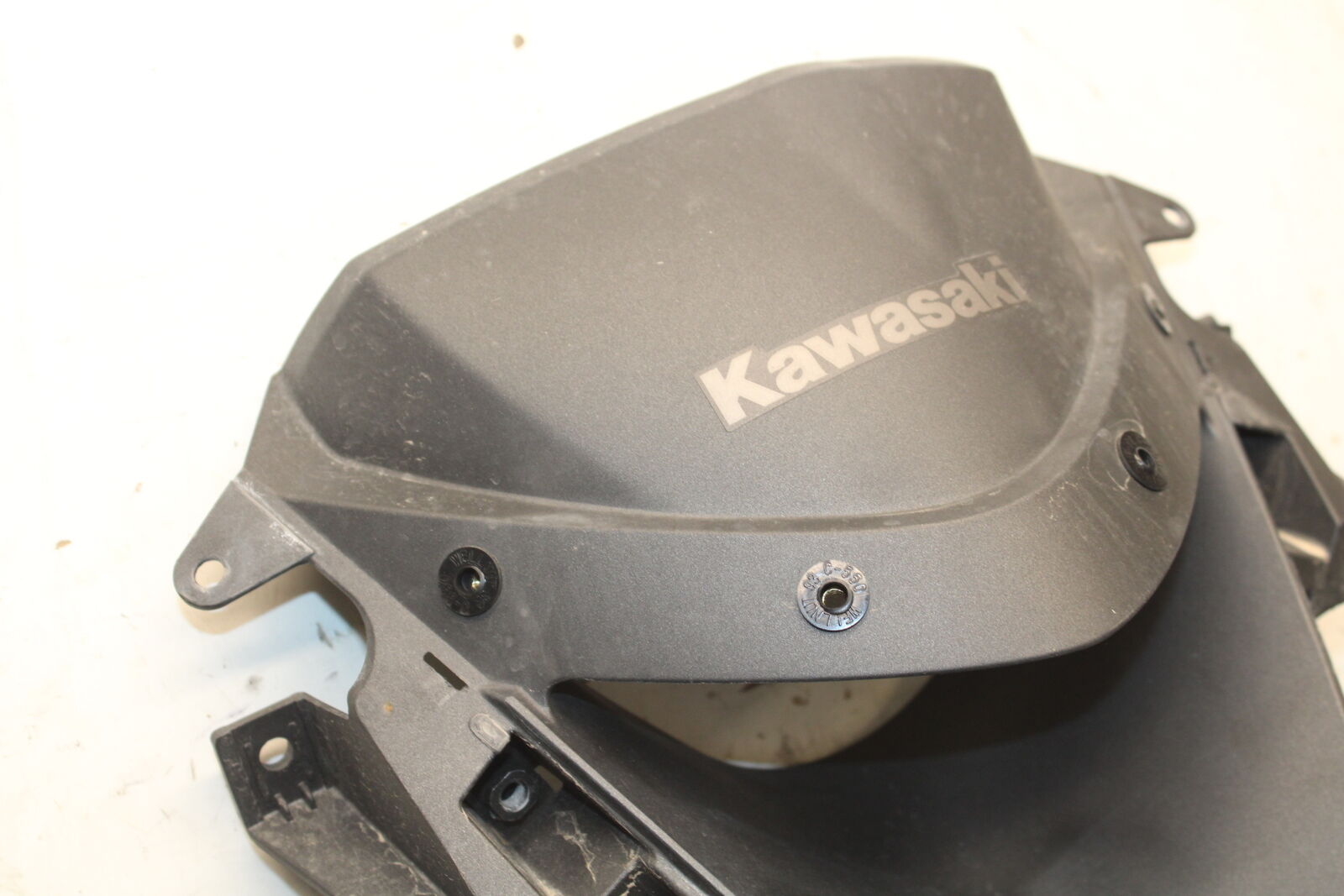 09-12 KAWASAKI NINJA ZX6R FRONT CENTER COWL FAIRING BB698