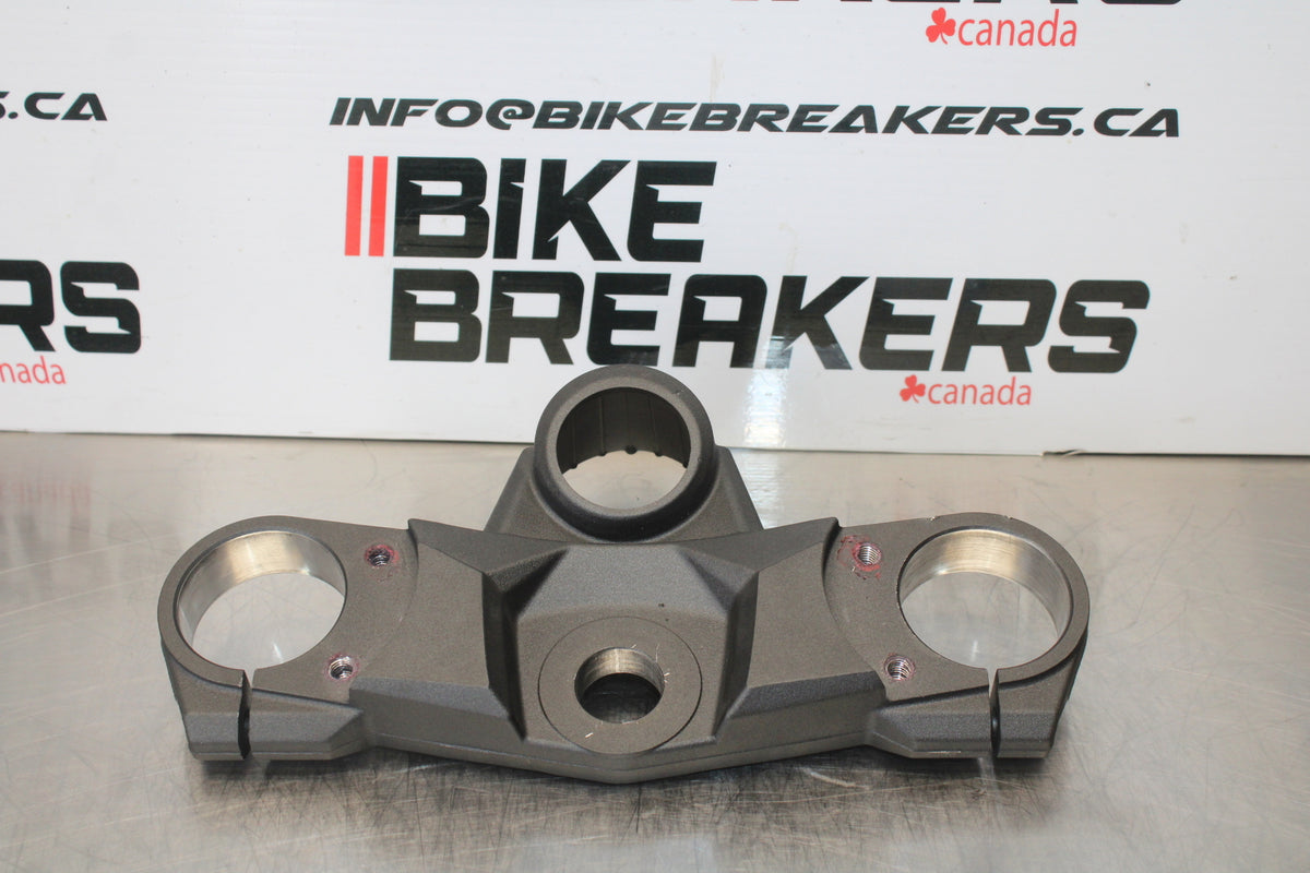 23-24 KAWASAKI NINJA ZX14R FORKS UPPER TRIPLE TREE CLAMP BB169