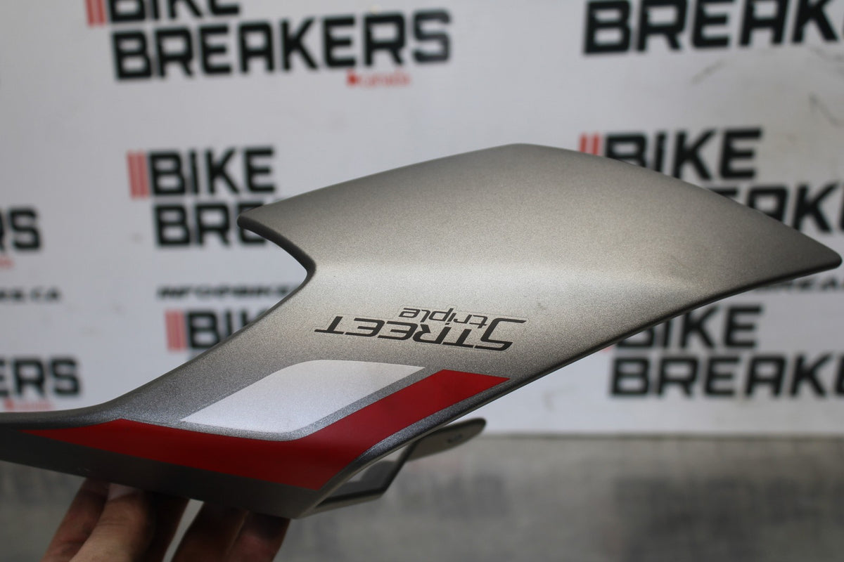 20 TRIUMPH STREET TRIPLE 765 LEFT REAR BACK TAIL FAIRING COWL SHROUD BB864