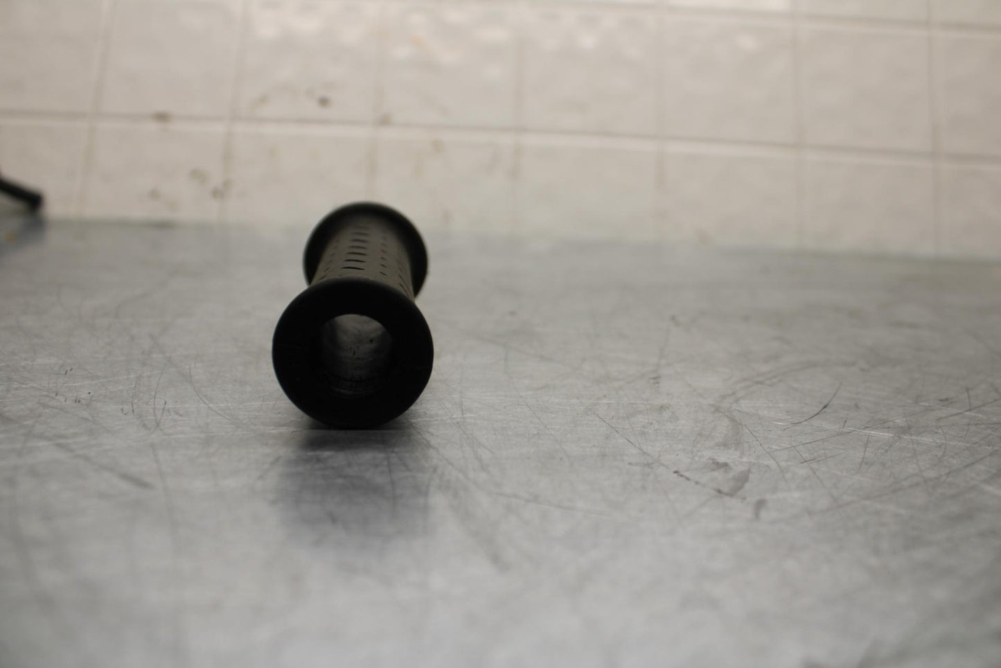 06-07 KAWASAKI NINJA 650R LEFT CLIPON HANDLEBAR GRIP BB446