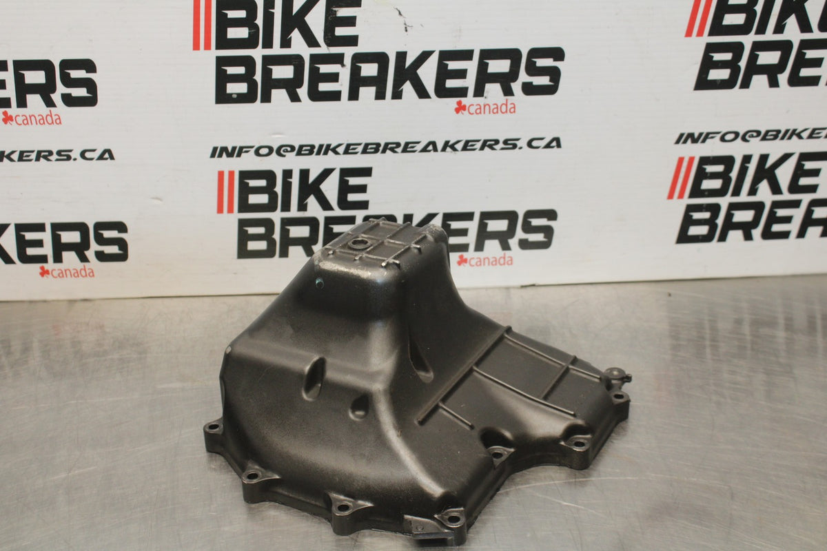 08-09 HONDA CBR1000RR ENGINE MOTOR BOTTOM OIL PAN COVER BB128