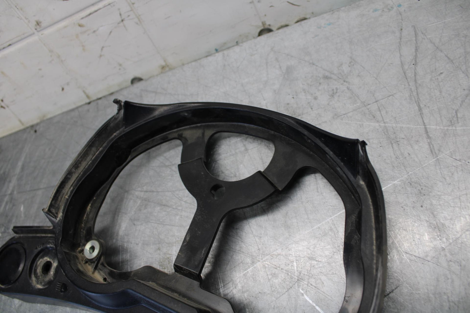 07-08 KAWASAKI CONCOURS 1400 ABS  CLUSTER GAUGE INSTRUMENT CLUSTER TRIM BB449