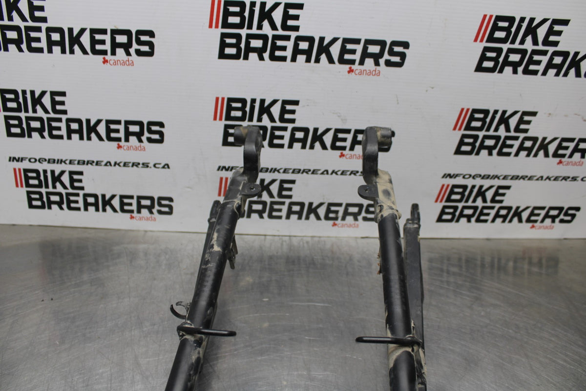 06 SUZUKI SV650S REAR SUBFRAME BACK SUB FRAME BB783