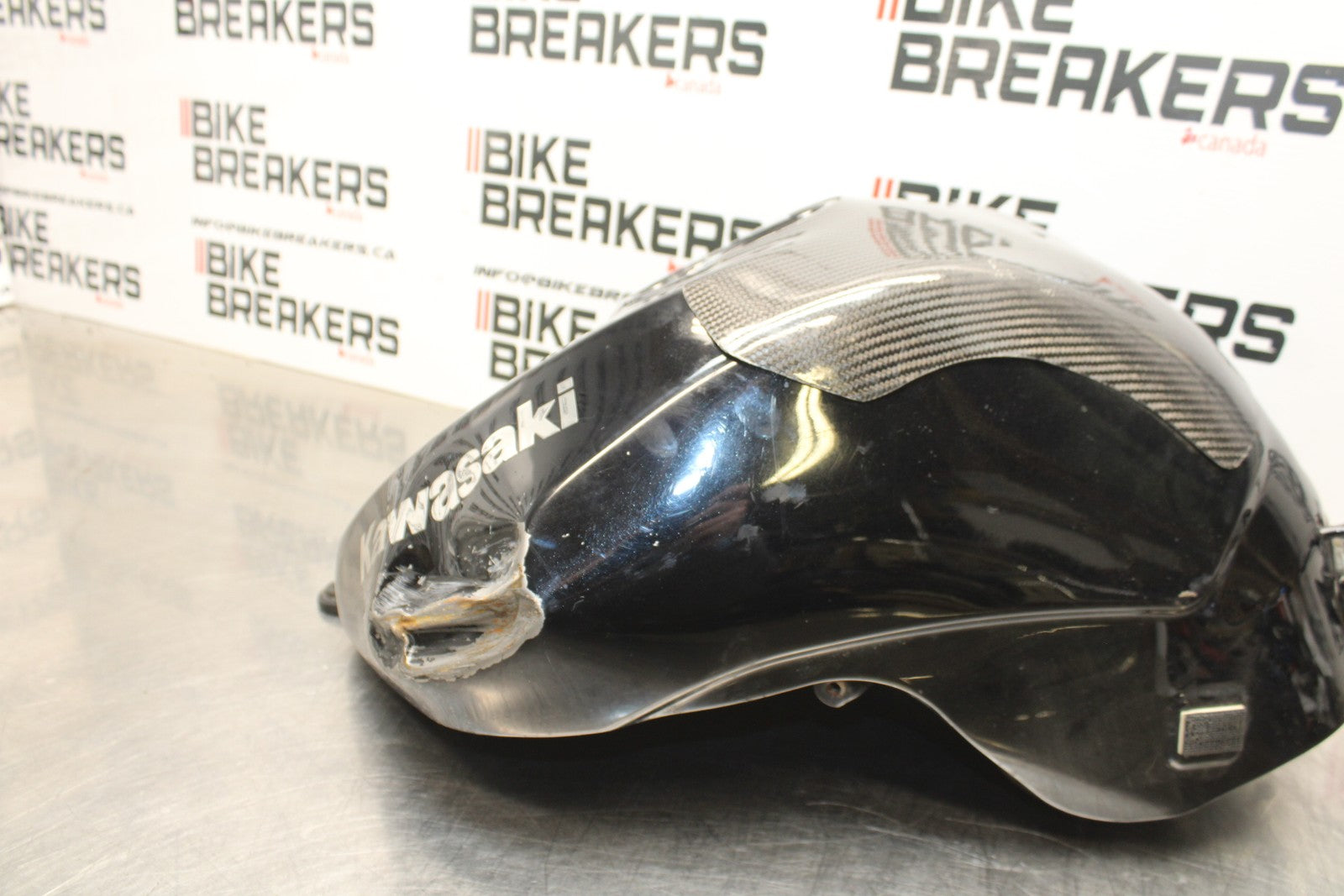 08 KAWASAKI NINJA ZX10R GAS TANK FUEL CELL PETROL RESERVOIR BB201