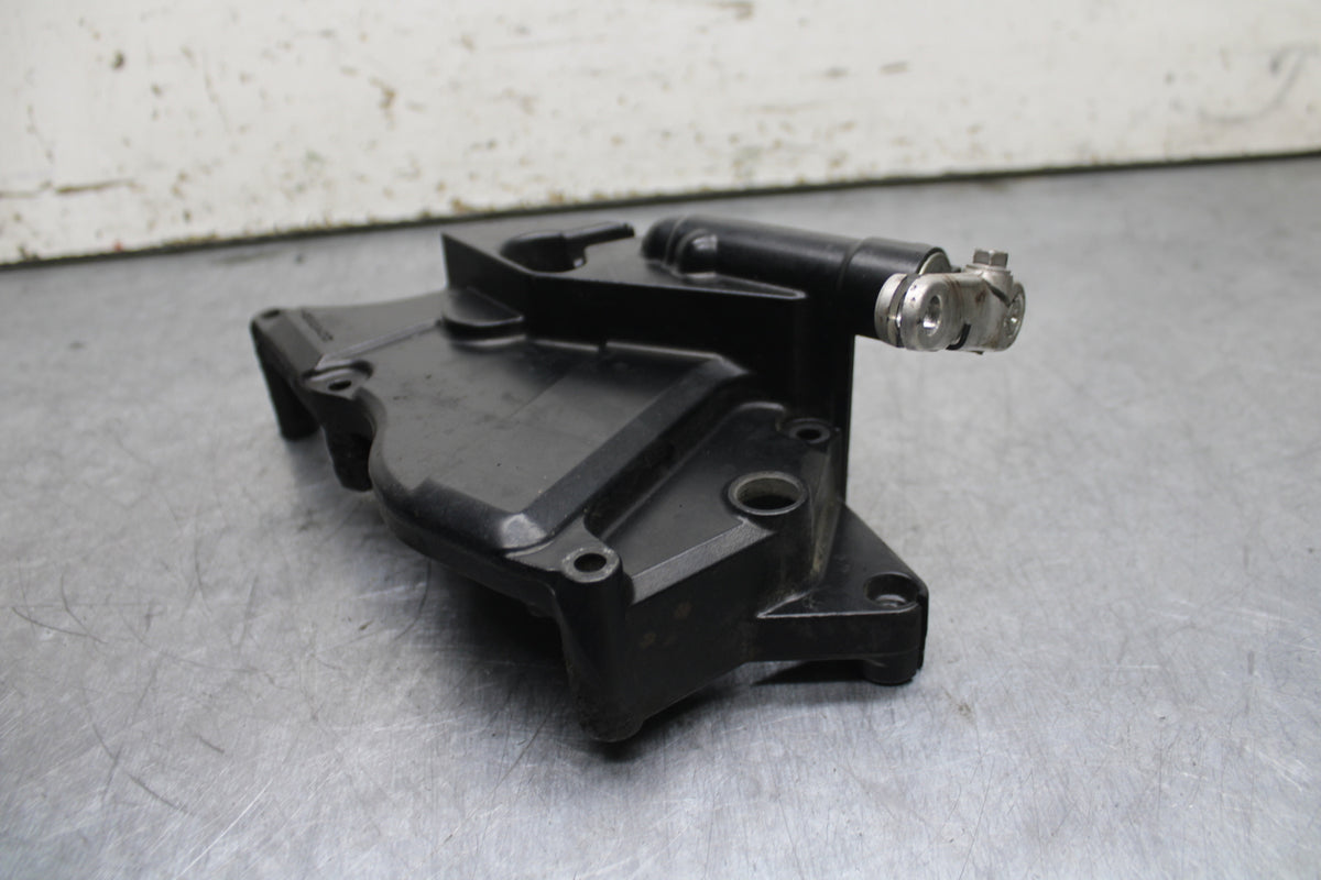 06-07 SUZUKI GSXR750 ENGINE SPROCKET COVER BB110