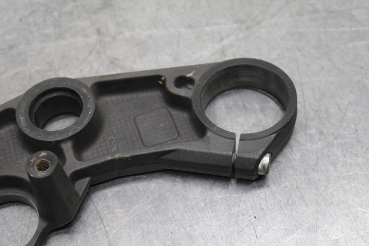 06-07 SUZUKI GSXR 600 FORKS UPPER TRIPLE TREE CLAMP BB737