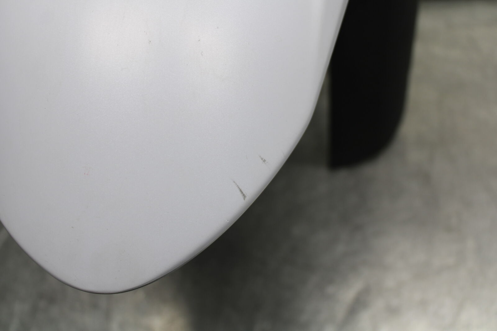 12-13 KAWASAKI Z1000 FRONT WHEEL FENDER COWL FAIRING BB743