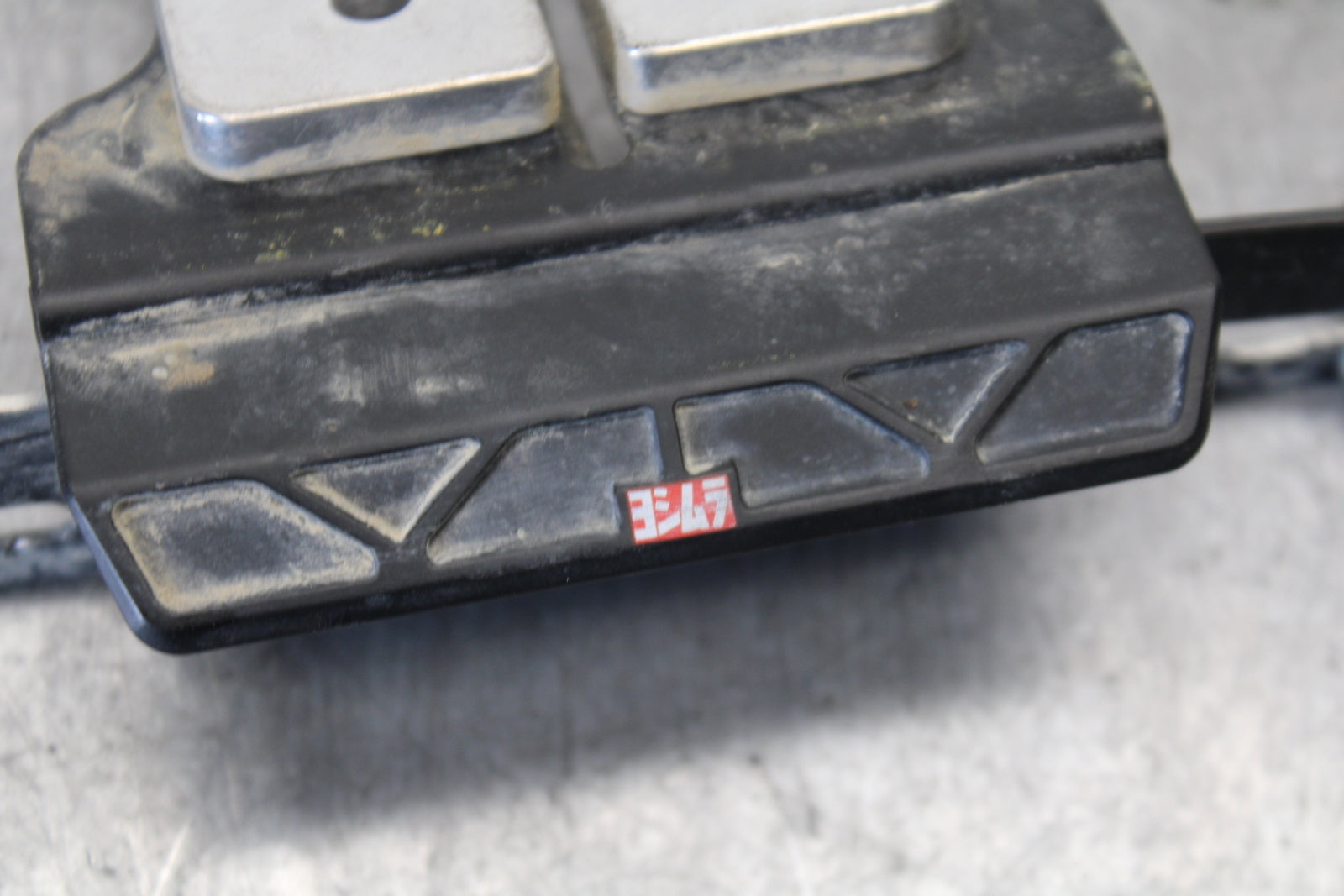08-16 YAMAHA YZF R6 AFTERMARKET FENDER ELIMINATOR LICENSE PLATE BRACKET BB665